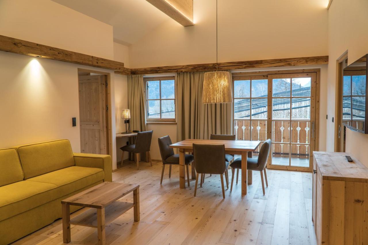 Huber Unterm Baum Apartment Lagundo Bagian luar foto