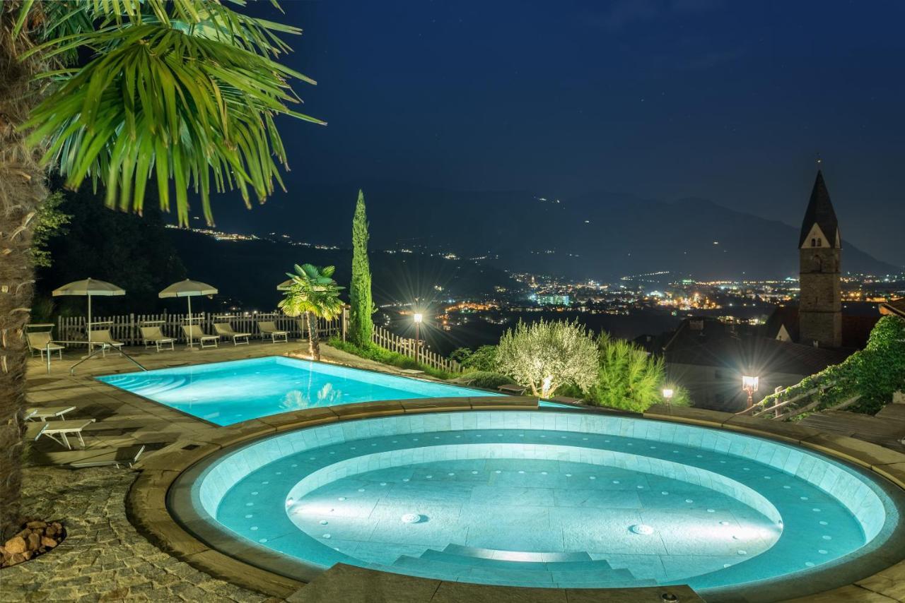 Huber Unterm Baum Apartment Lagundo Bagian luar foto